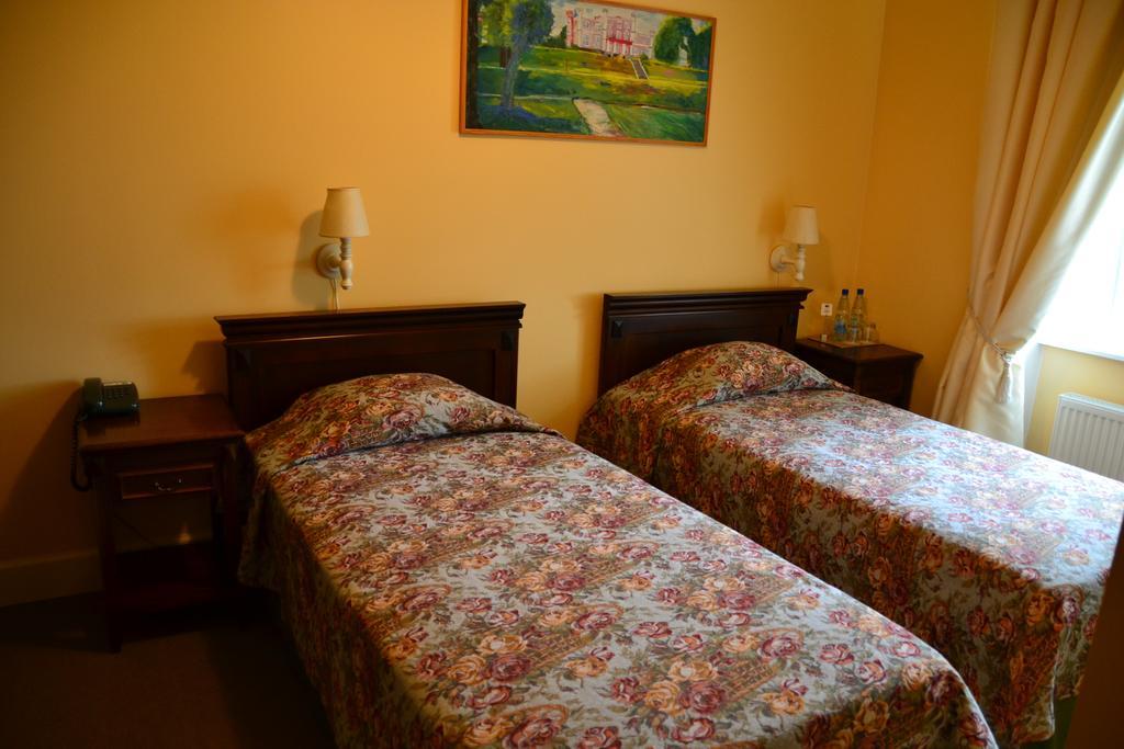 Birinu Pils Hotel Bīriņi Kamer foto