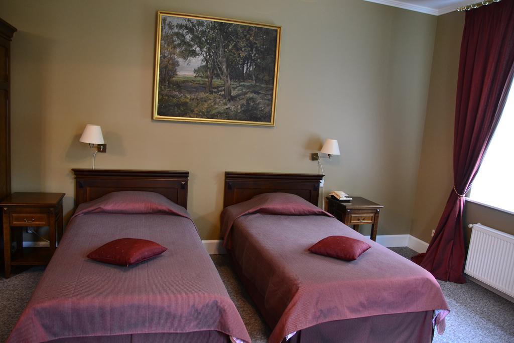 Birinu Pils Hotel Bīriņi Kamer foto