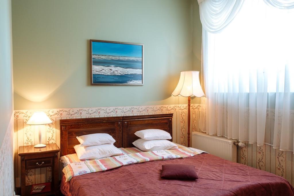 Birinu Pils Hotel Bīriņi Buitenkant foto