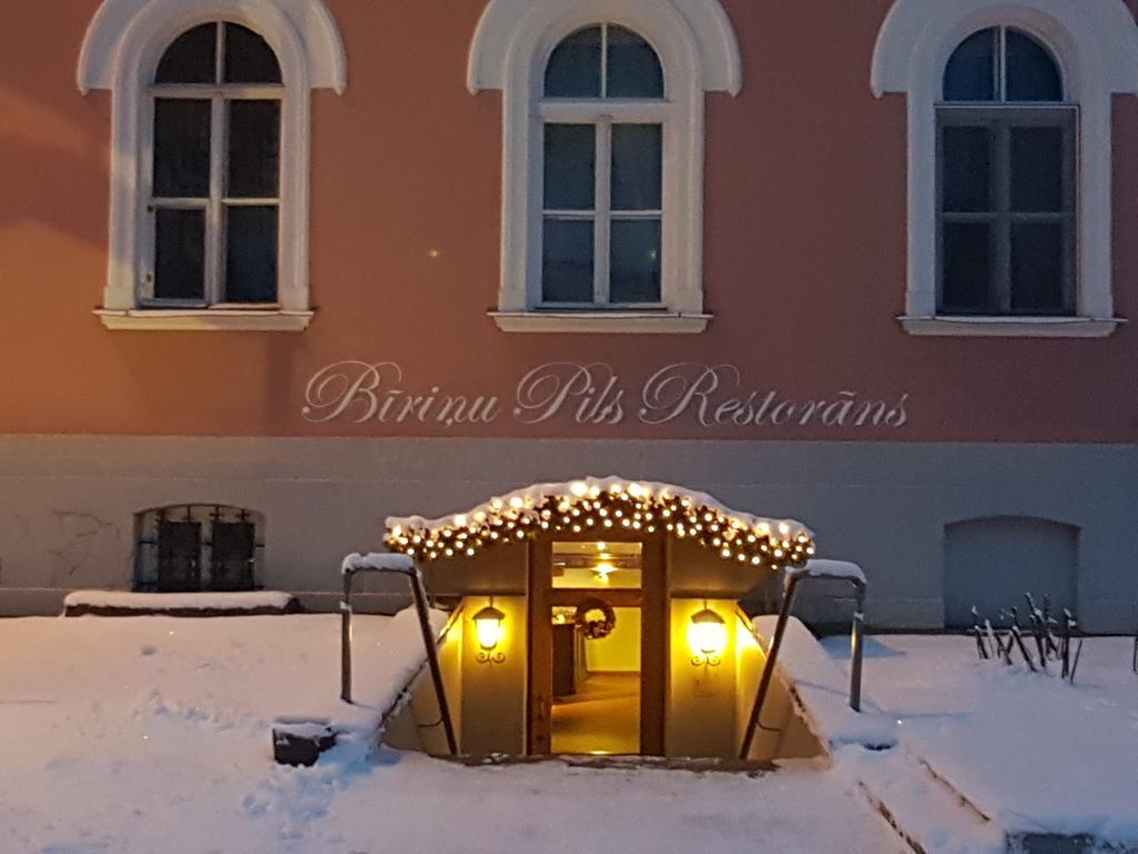Birinu Pils Hotel Bīriņi Buitenkant foto