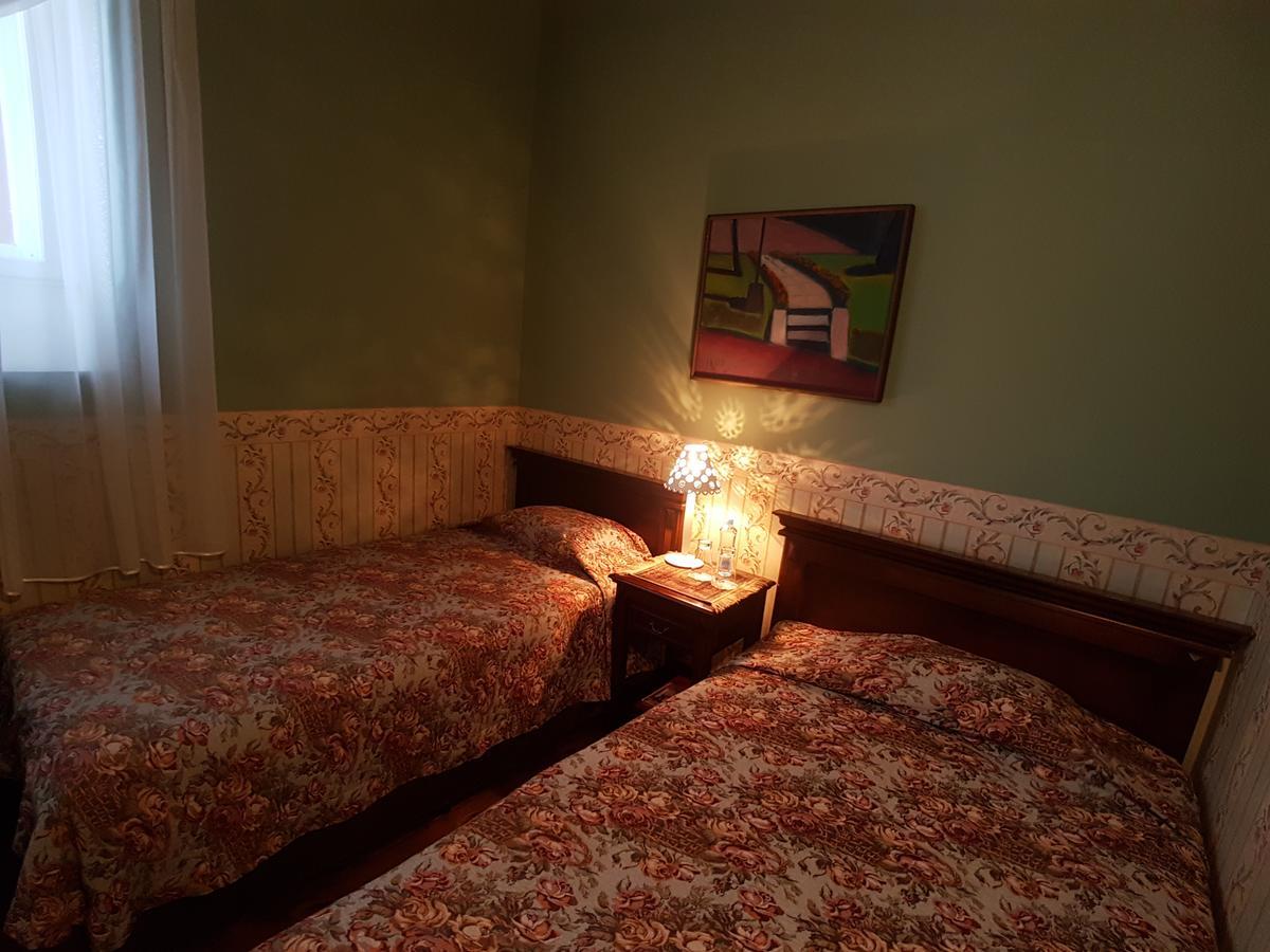 Birinu Pils Hotel Bīriņi Buitenkant foto